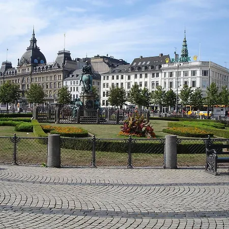 2br Oasis In The Heart Of Cph *